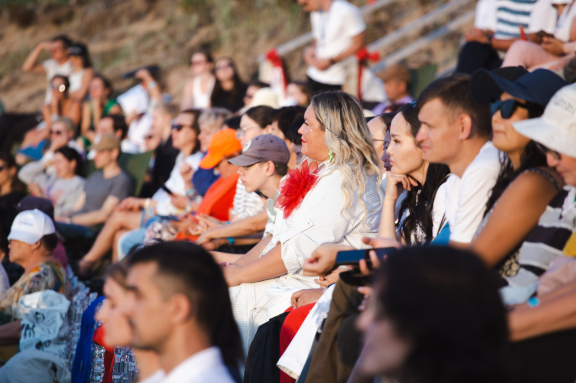 &Bcy;&acy;&lcy;&iecy;&tcy; &ncy;&acy; &Bcy;&acy;&jcy;&kcy;&acy;&lcy;&iecy;&period; &Bcy;&ucy;&rcy;&yacy;&tcy;&icy;&yacy; "&Kcy;&rcy;&acy;&scy;&acy;&vcy;&icy;&tscy;&acy; &Acy;&ncy;&gcy;&acy;&rcy;&acy;"