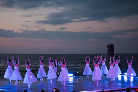 &Bcy;&acy;&lcy;&iecy;&tcy; &ncy;&acy; &Bcy;&acy;&jcy;&kcy;&acy;&lcy;&iecy;&period; &Bcy;&ucy;&rcy;&yacy;&tcy;&icy;&yacy; "&Kcy;&rcy;&acy;&scy;&acy;&vcy;&icy;&tscy;&acy; &Acy;&ncy;&gcy;&acy;&rcy;&acy;"