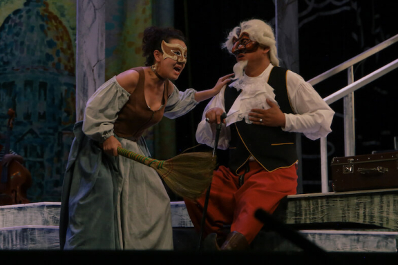 &Scy;&lcy;&ucy;&gcy;&acy; &dcy;&vcy;&ucy;&khcy; &gcy;&ocy;&scy;&pcy;&ocy;&dcy; &sol; &Bcy;&acy;&rcy;&lcy;&acy;&gcy;