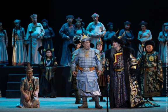 &Ecy;&ncy;&khcy;&ecy;-&Bcy;&ucy;&lcy;&acy;&tcy; &Bcy;&acy;&tcy;&ocy;&rcy;