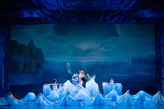 &Kcy;&rcy;&acy;&scy;&acy;&vcy;&icy;&tscy;&acy; &Acy;&ncy;&gcy;&acy;&rcy;&acy;